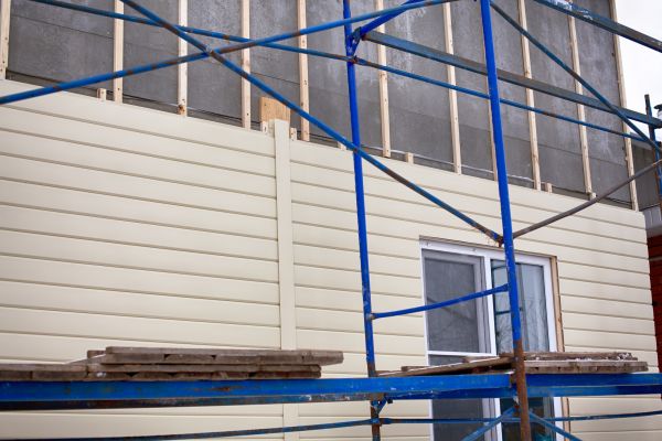 Loose Cladding Repair in Walla Walla